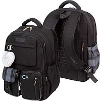 Рюкзак подростковый deVENTE "ME. Black" 7032629 чёрный,42*31*20см,брелок-мех